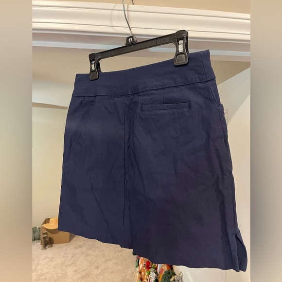 Lady Hagen Golf Skirt - Picture 2 of 4